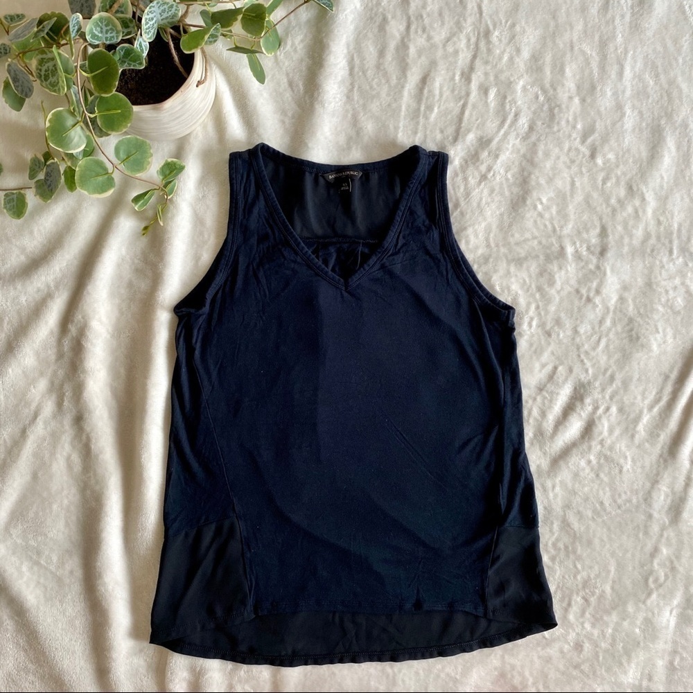 Black Banana Republic tank top